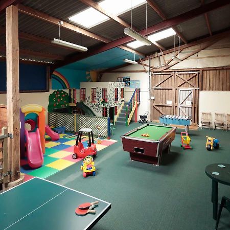 Long Barn Holiday Cottages Нютън Абът Екстериор снимка